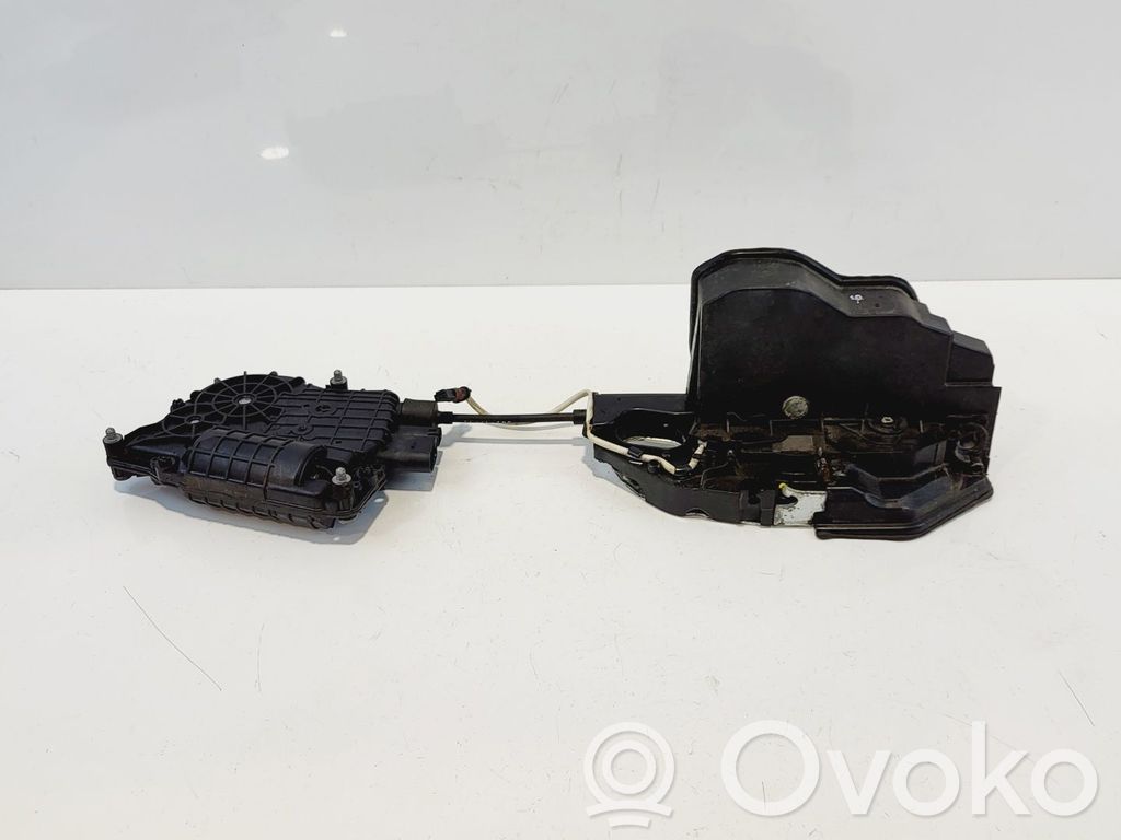 BMW 5 F10 F11 Zamek drzwi przednich 