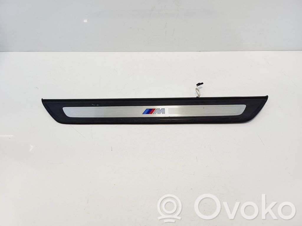 BMW 5 G30 G31 G38 Garniture marche-pieds avant