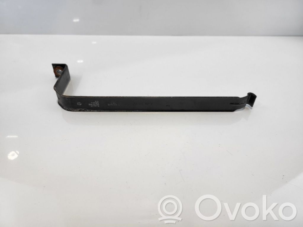 BMW 5 F10 F11 Mocowanie zbiornika płynu AdBlue 