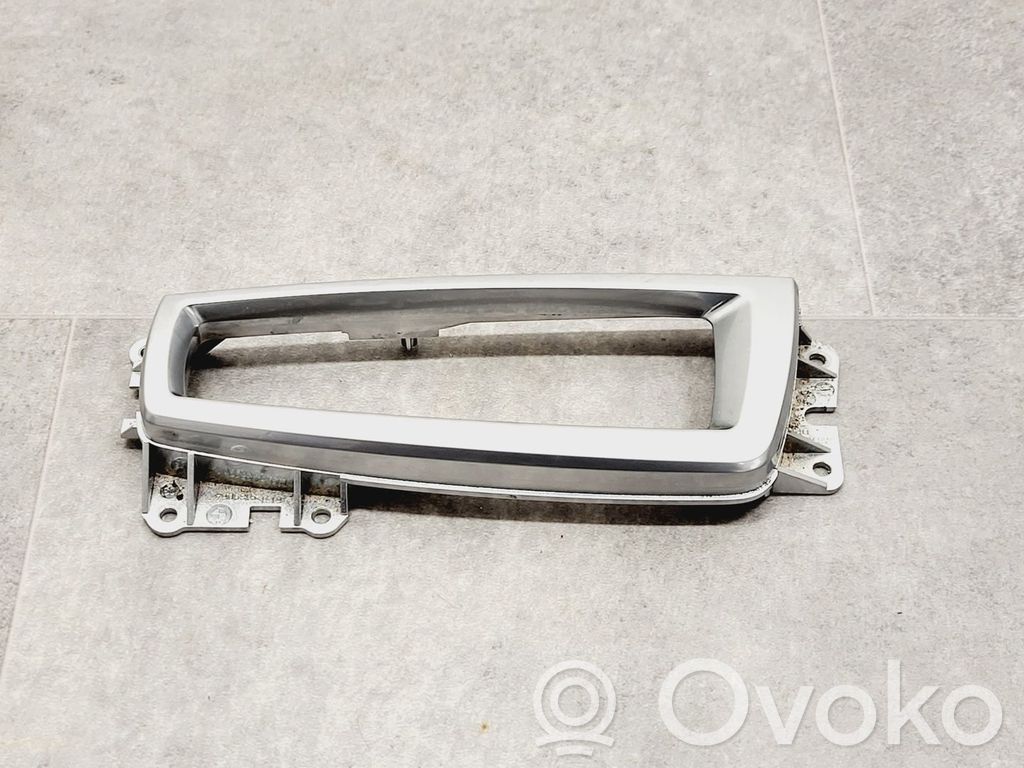 BMW 5 F10 F11 Rivestimento in plastica cornice della leva del cambio