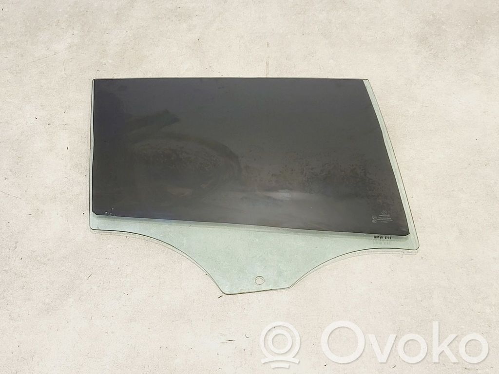 Vidrio lateral trasero   51347119978,51347119978