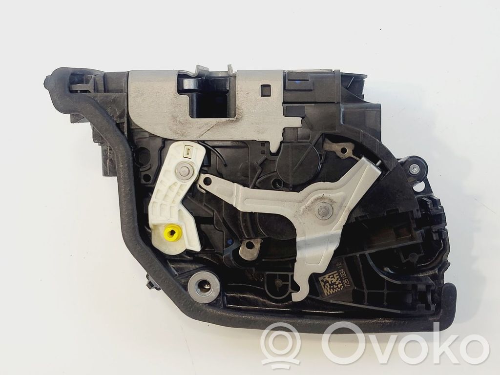 BMW 2 F45 Încuietoare ușă față 