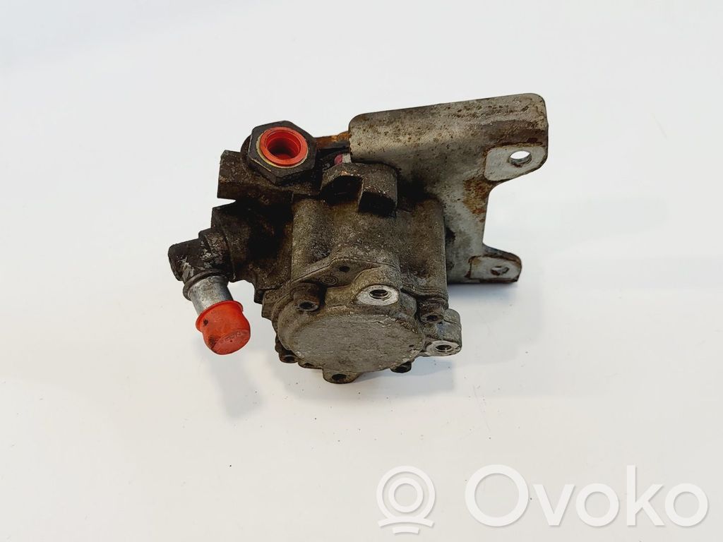 Ohjaustehostimen pumppu   32416756582,32416756582