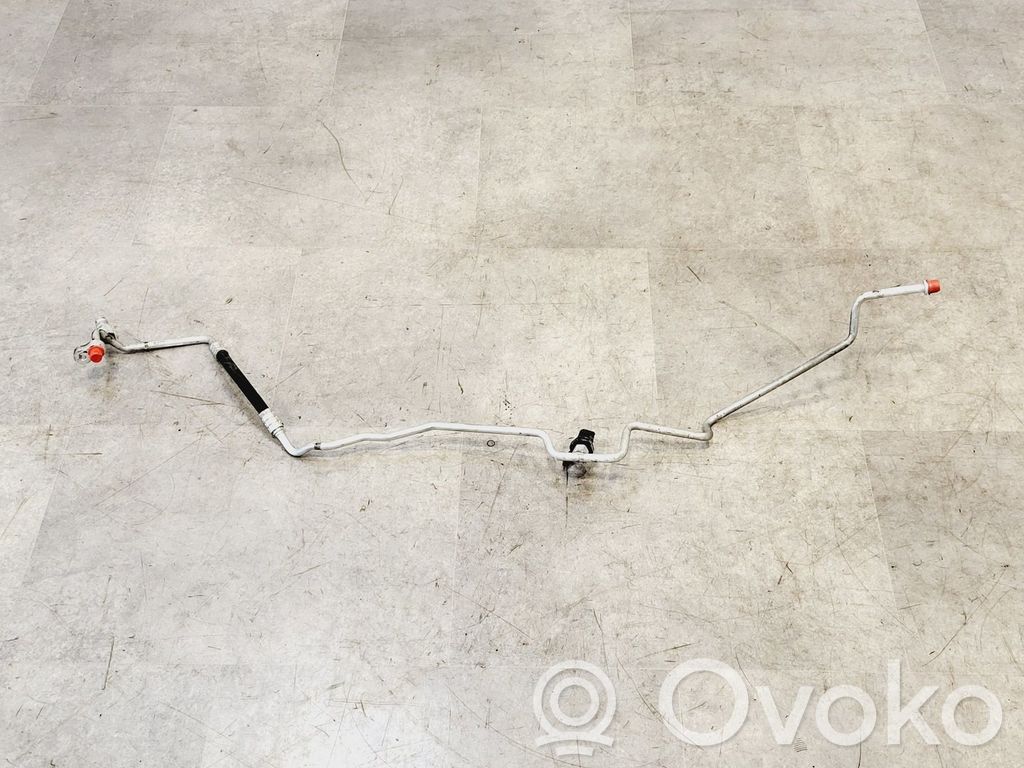 BMW 5 E60 E61 Ilmastointilaitteen putki (A/C) 
