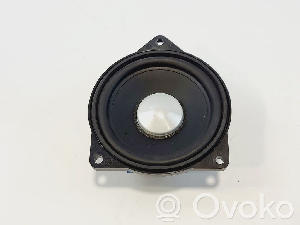 BMW 5 F10 F11 Altavoz de la puerta trasera 