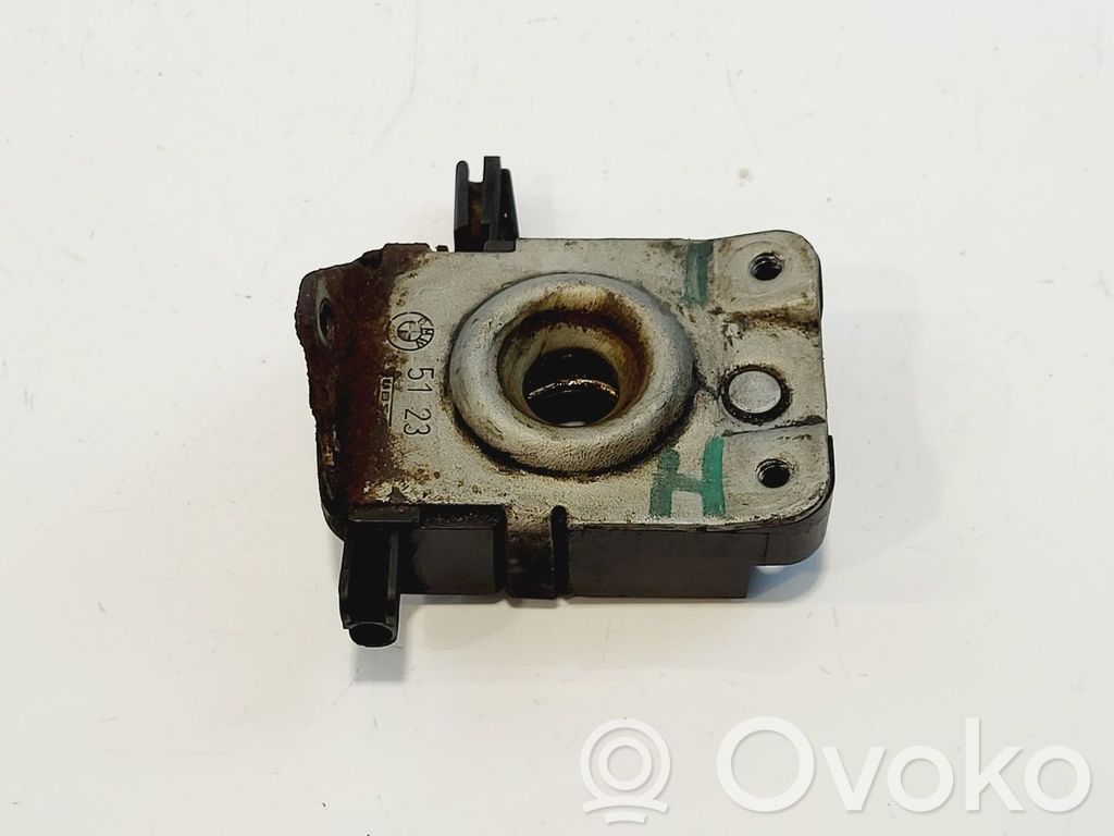 BMW 3 E36 Serrure de capot 