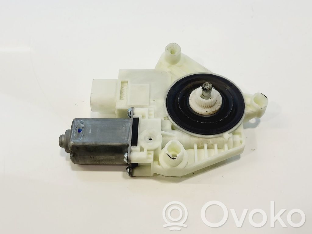 BMW 5 G30 G31 G38 Macara ușă față cu motor 