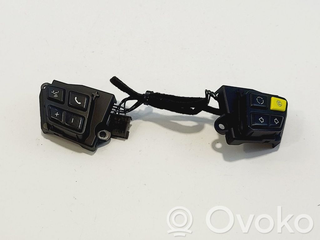 Boutons / interrupteurs volant   61319125343,61319125343