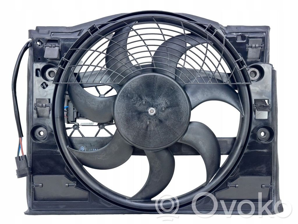 BMW 3 E46 Elektrisks radiatoru ventilators 