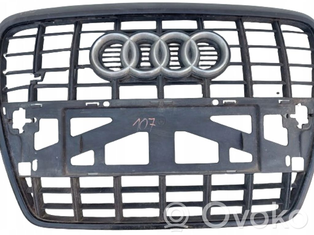 Audi A6 S6 C6 4F Front bumper upper radiator grill 