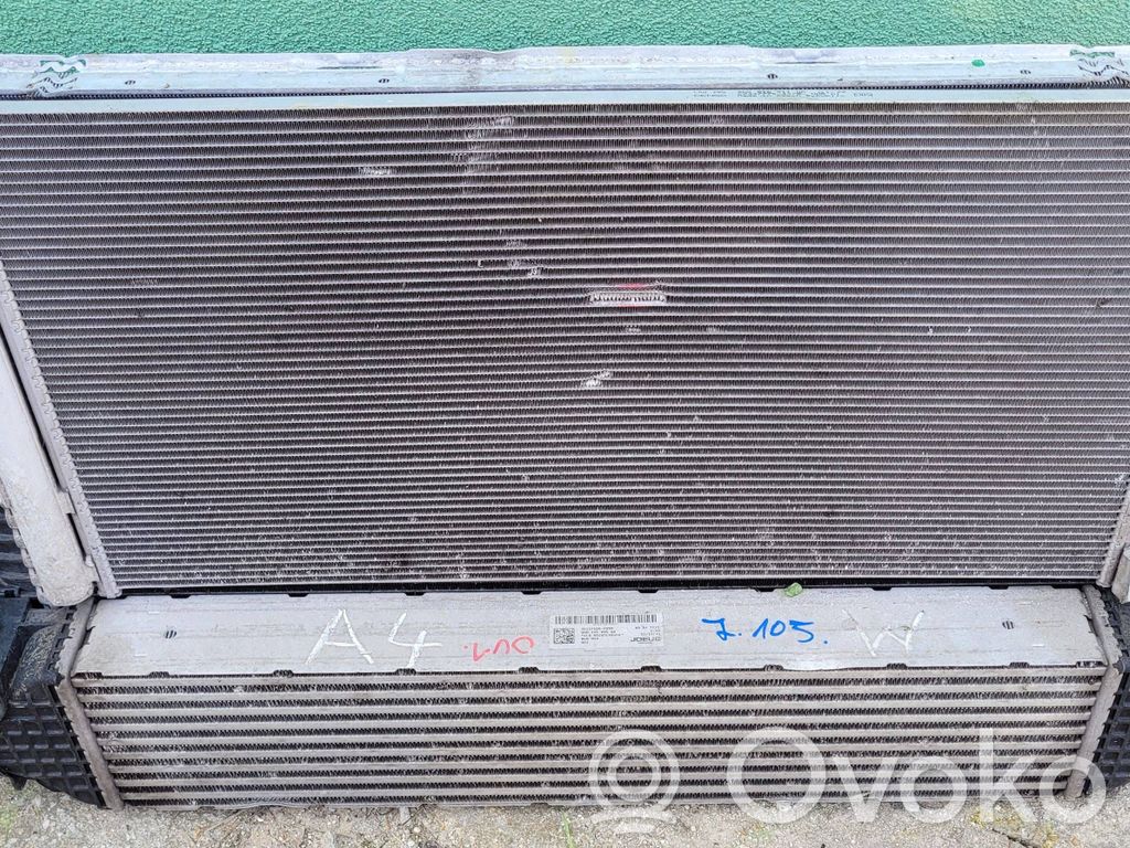 Audi A5 Chłodnica powietrza doładowującego / Intercooler 
