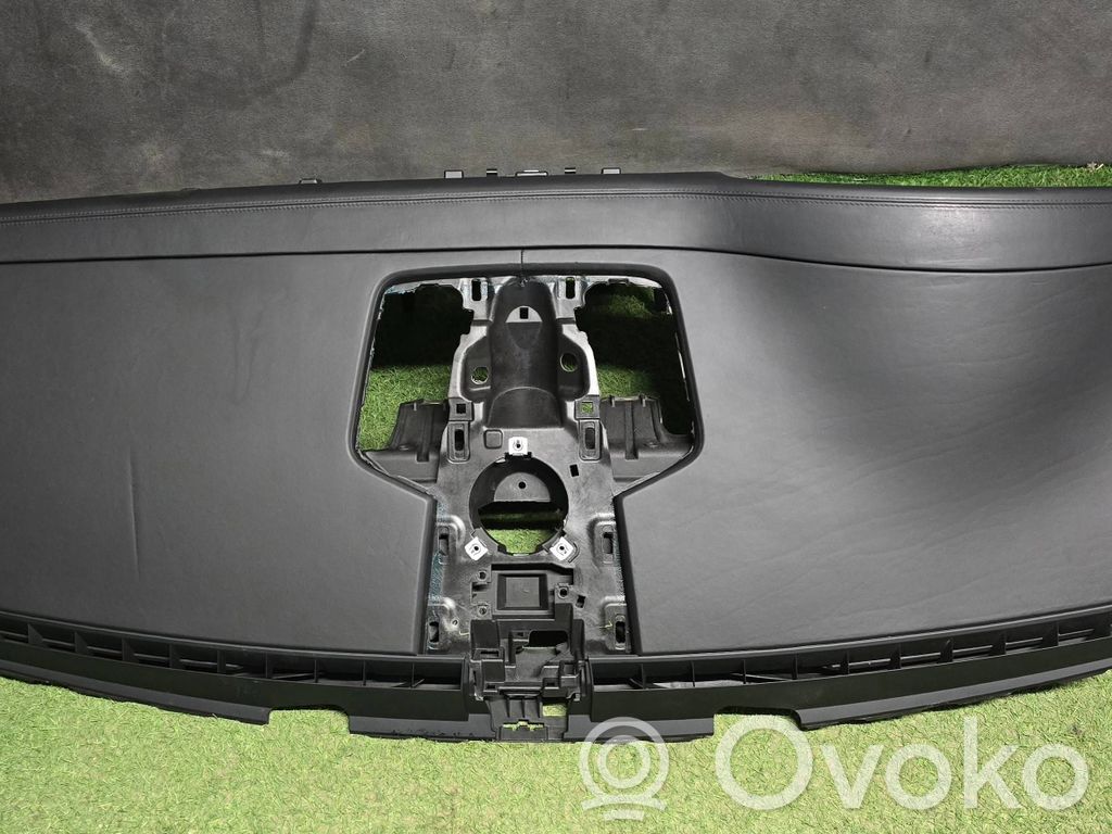 Porsche Cayenne (9Y0 9Y3) Deska rozdzielcza 