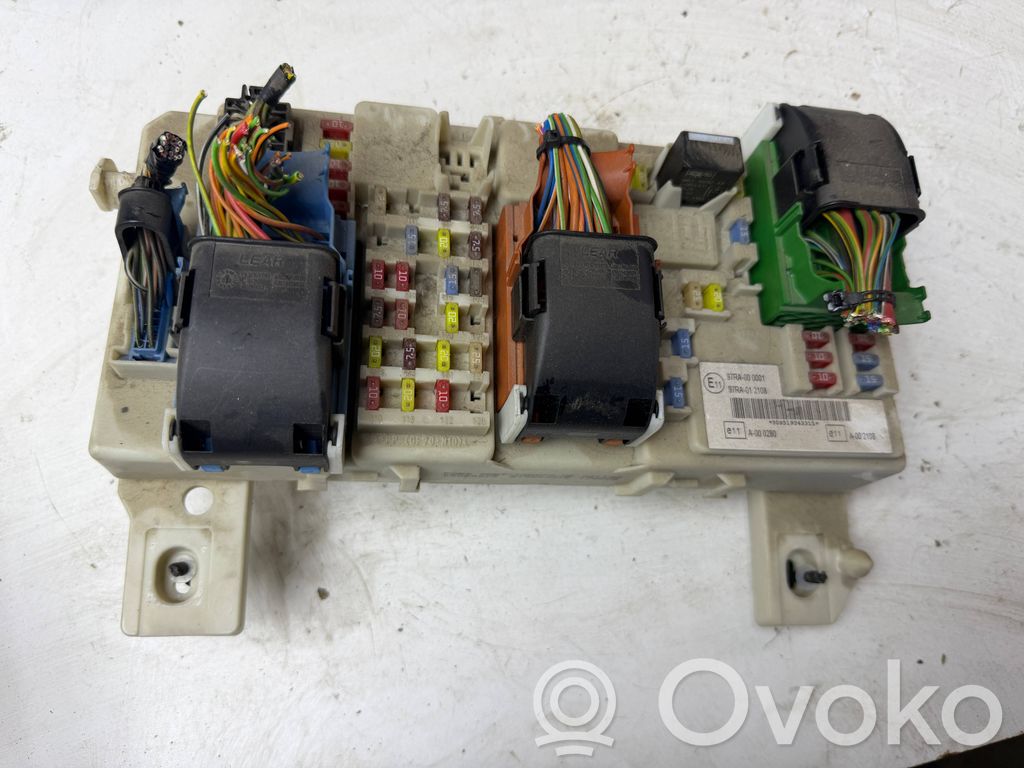 Módulo de fusible   7M5T14A073DE