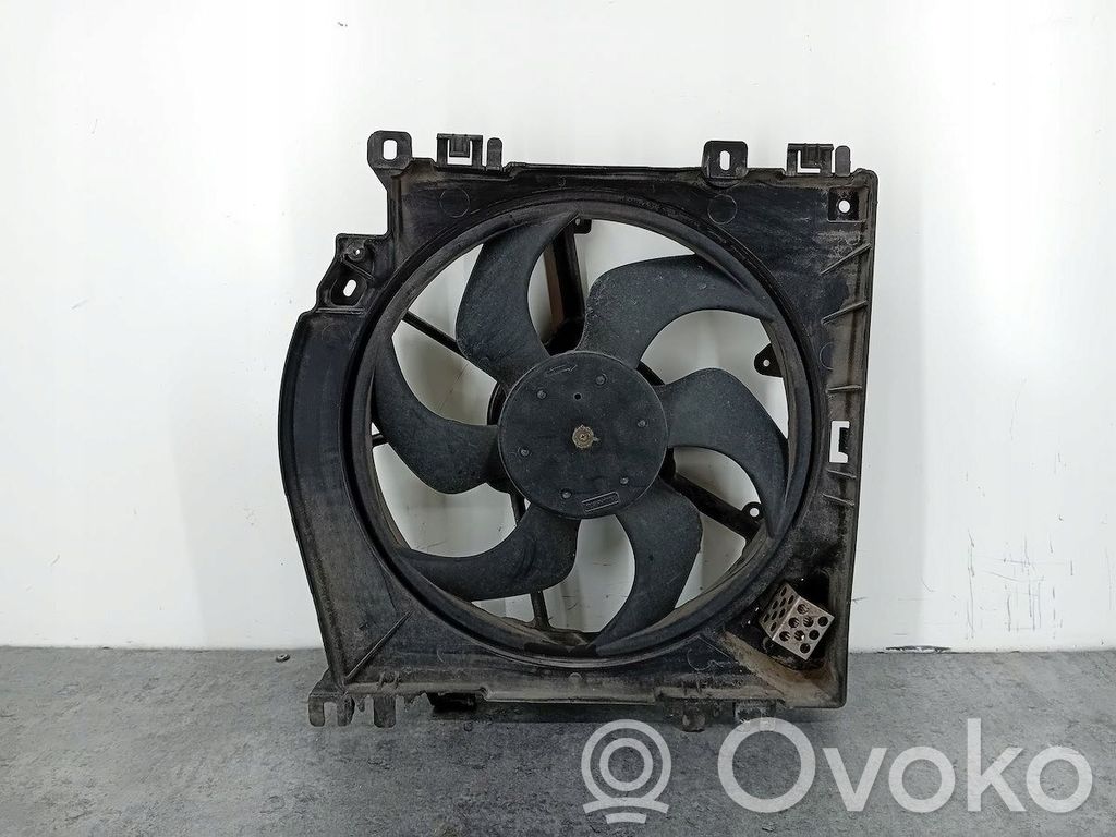 Renault Clio III Elektrisks radiatoru ventilators 