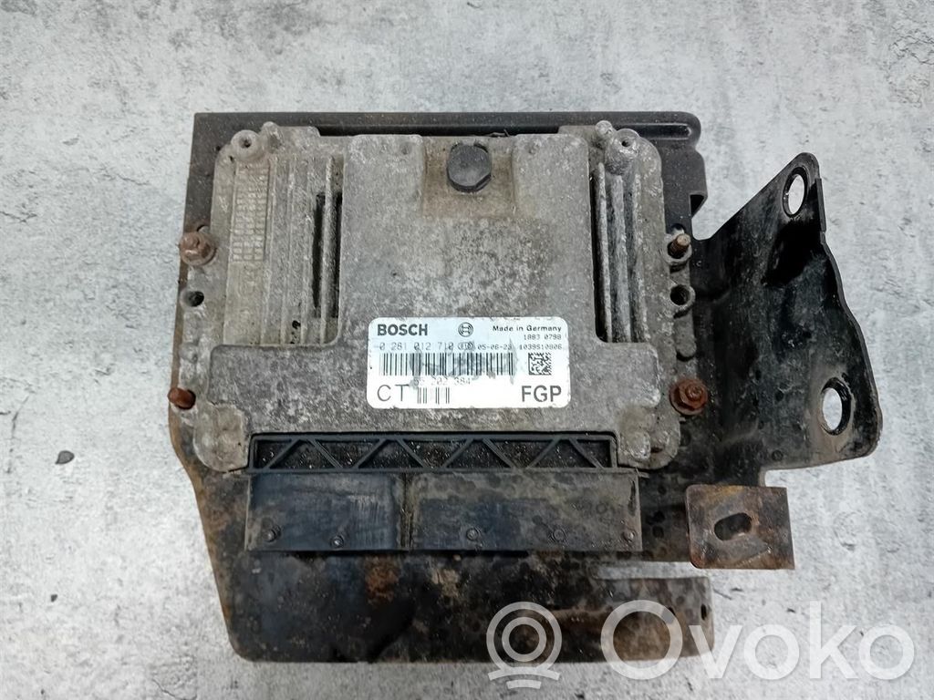 Opel Zafira B Engine control unit/module ECU 