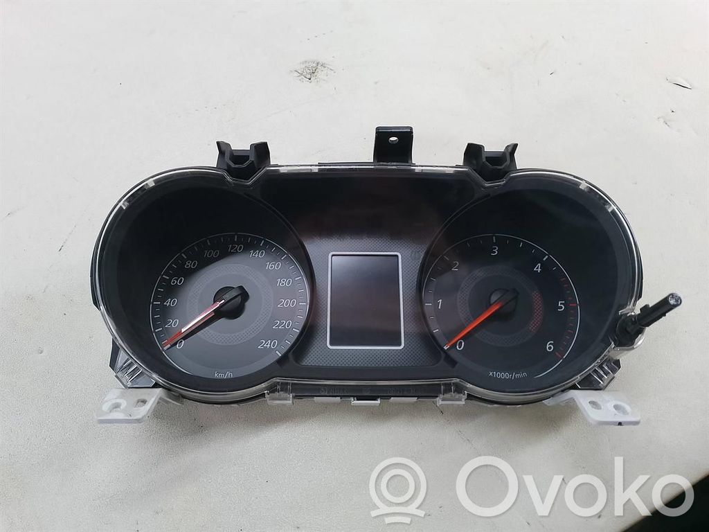 Mitsubishi Lancer X Geschwindigkeitsmesser Cockpit 