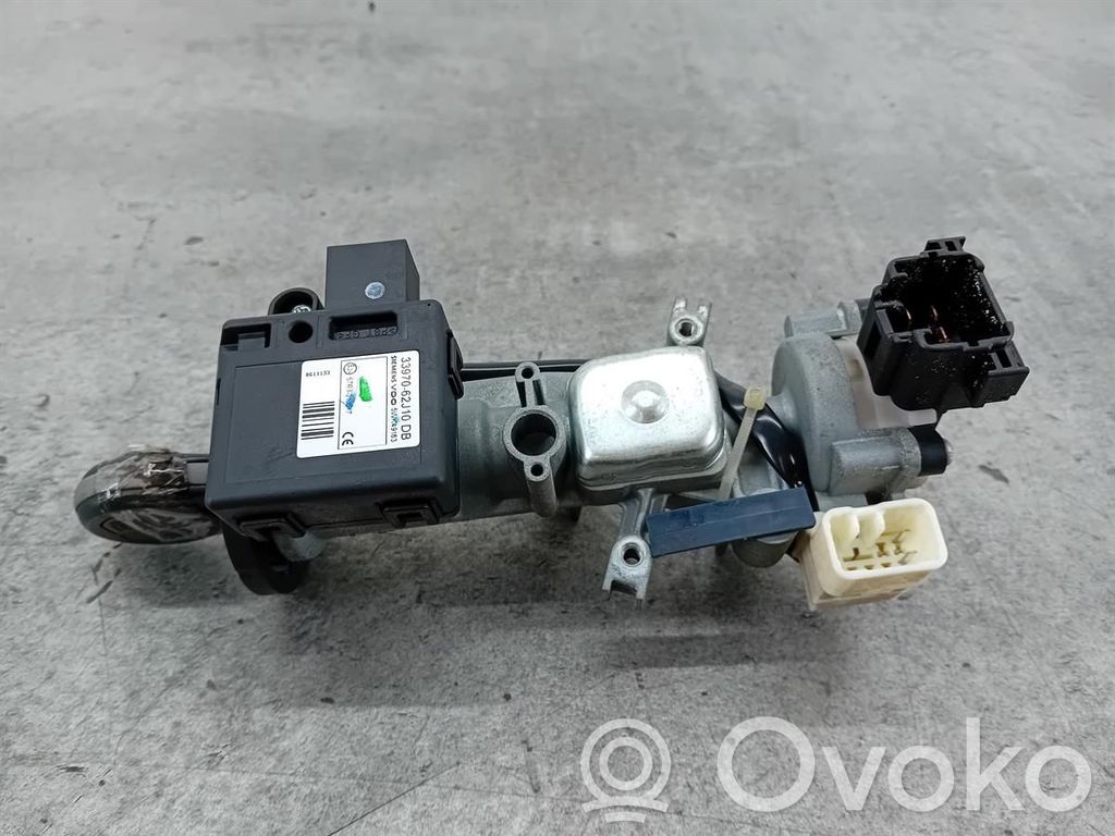 Suzuki Swift I Ignition lock 