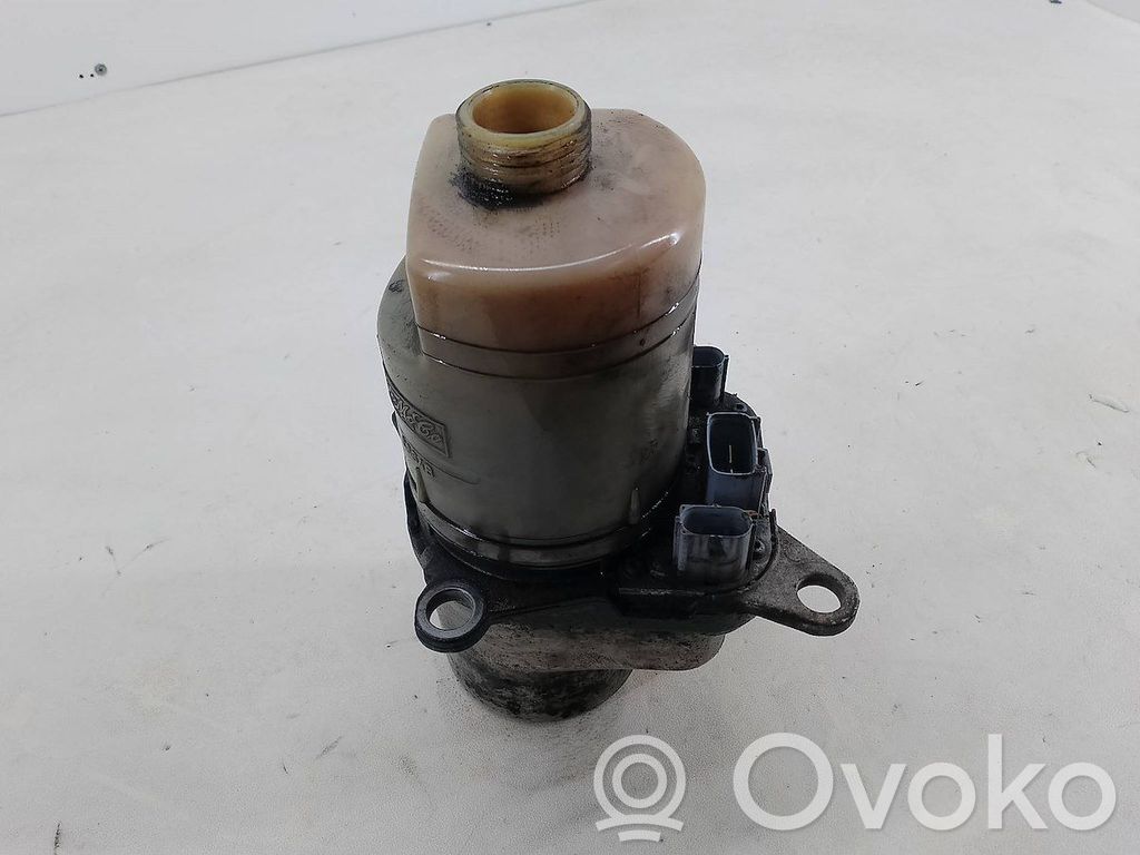 Ford C-MAX I Power steering pump 