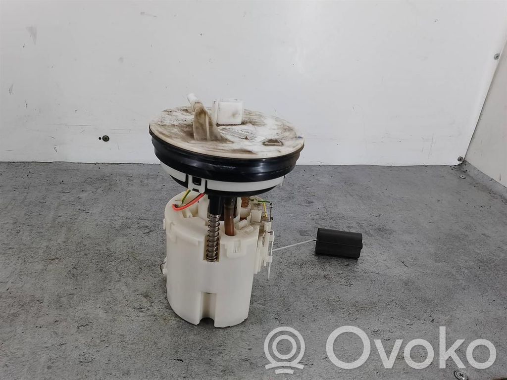 Mazda 2 Bomba interna de combustible 