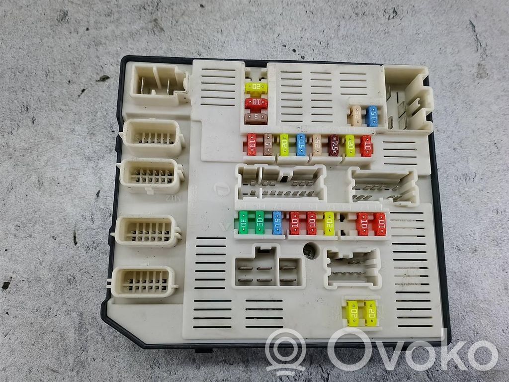 Renault Megane III Central body control module 