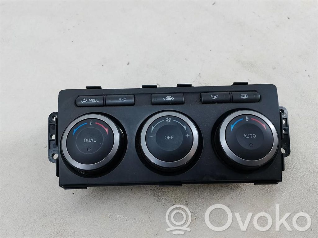 Mazda 6 Climate control/heater control trim 