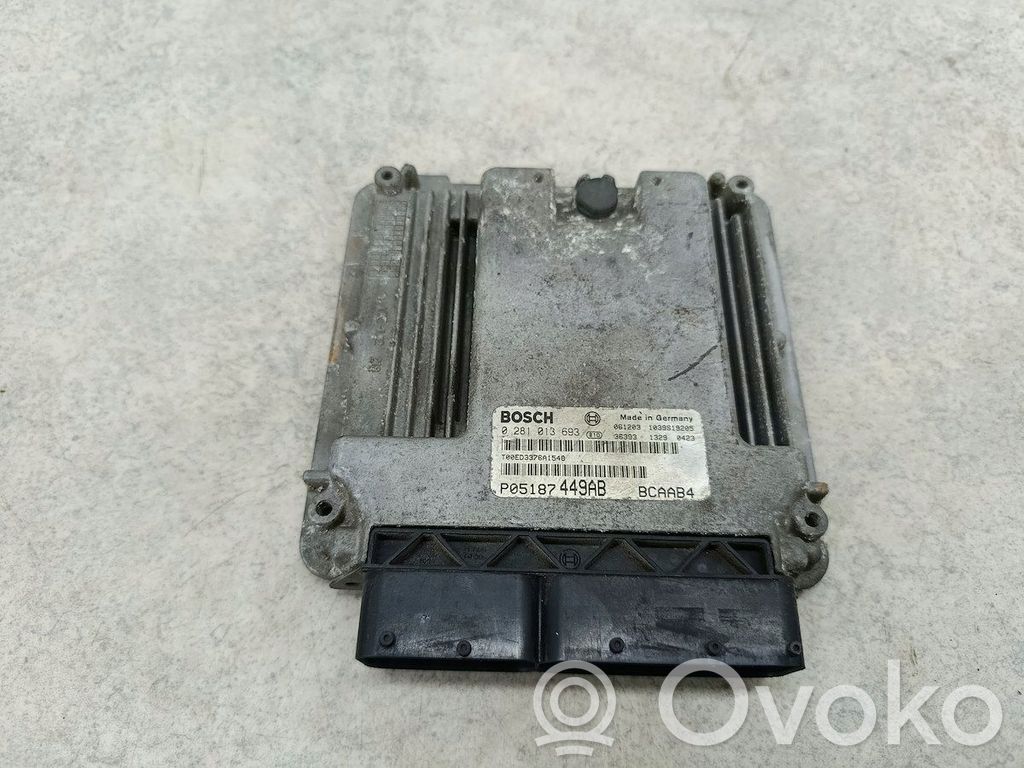 Unité de commande, module ECU de moteur   P05187449AB