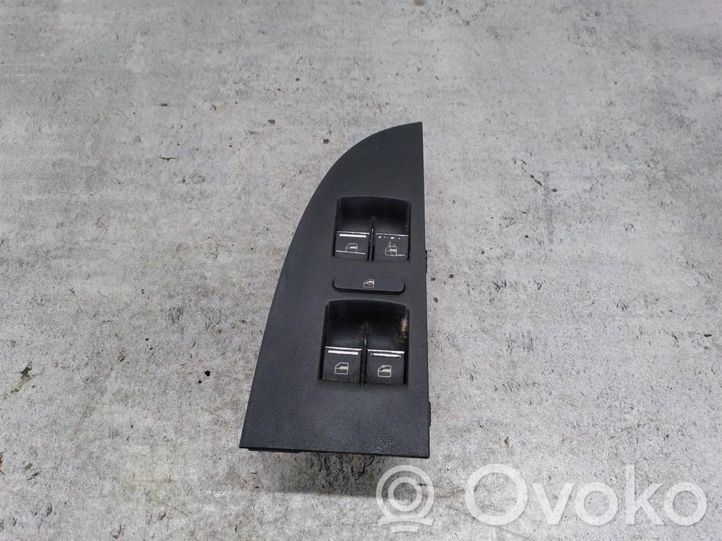 Seat Leon (1M) Quarter vent window switch 