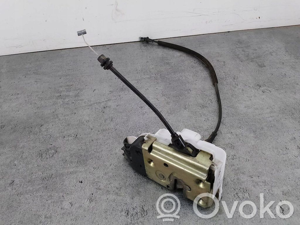 Citroen C3 Priekšpusē slēdzene 