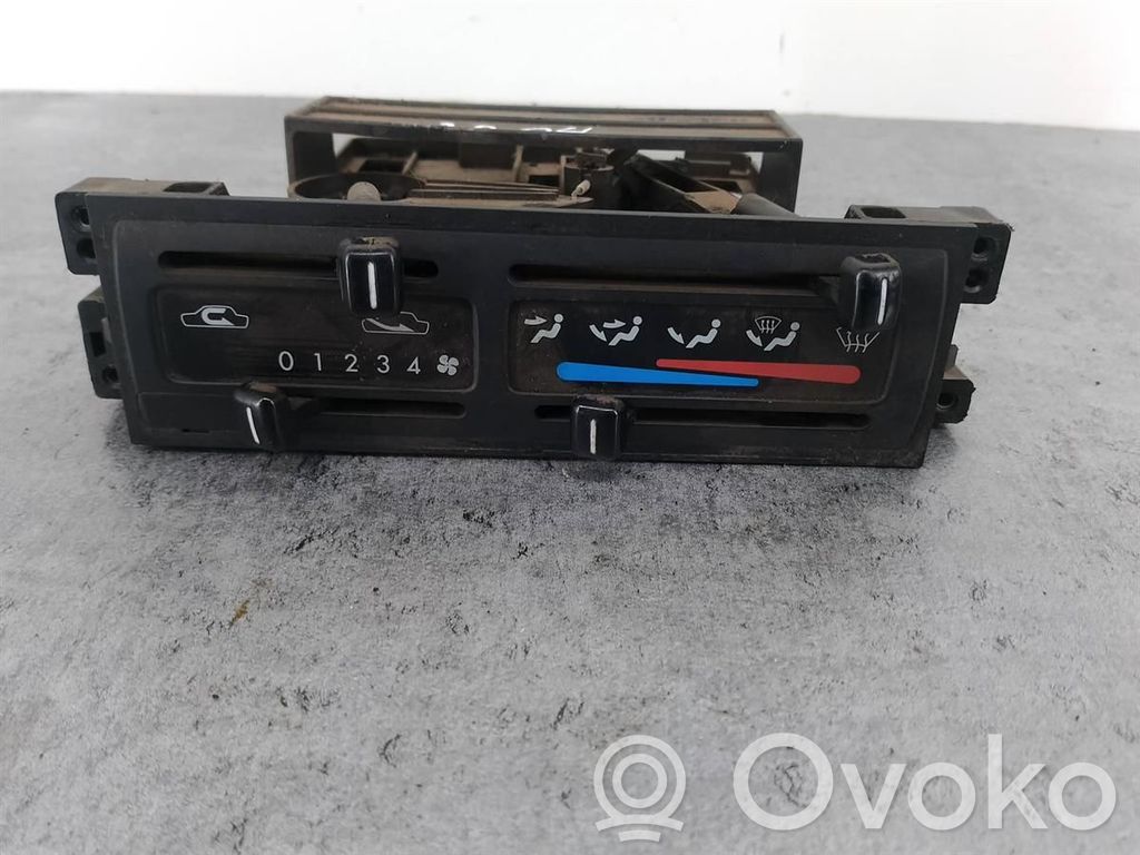 Nissan Terrano Climate control/heater control trim 