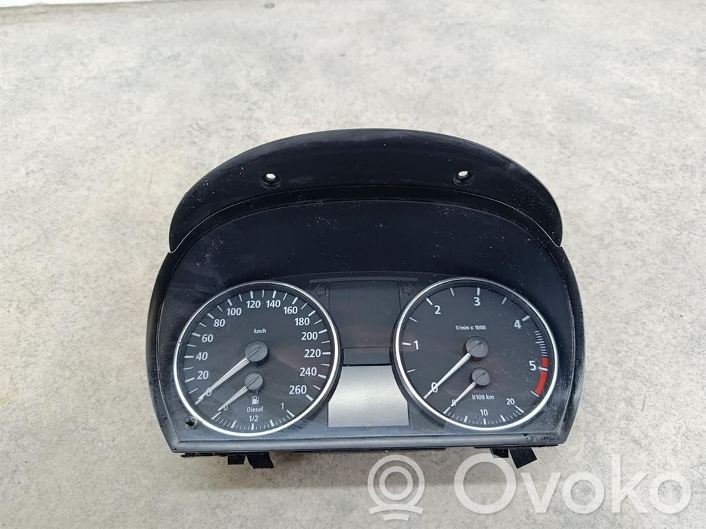 Speedometer (instrument cluster)   698348701