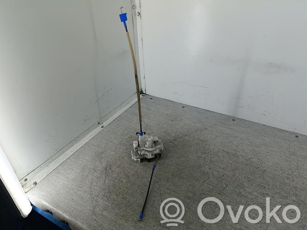 Fiat Fiorino Priekšpusē slēdzene 
