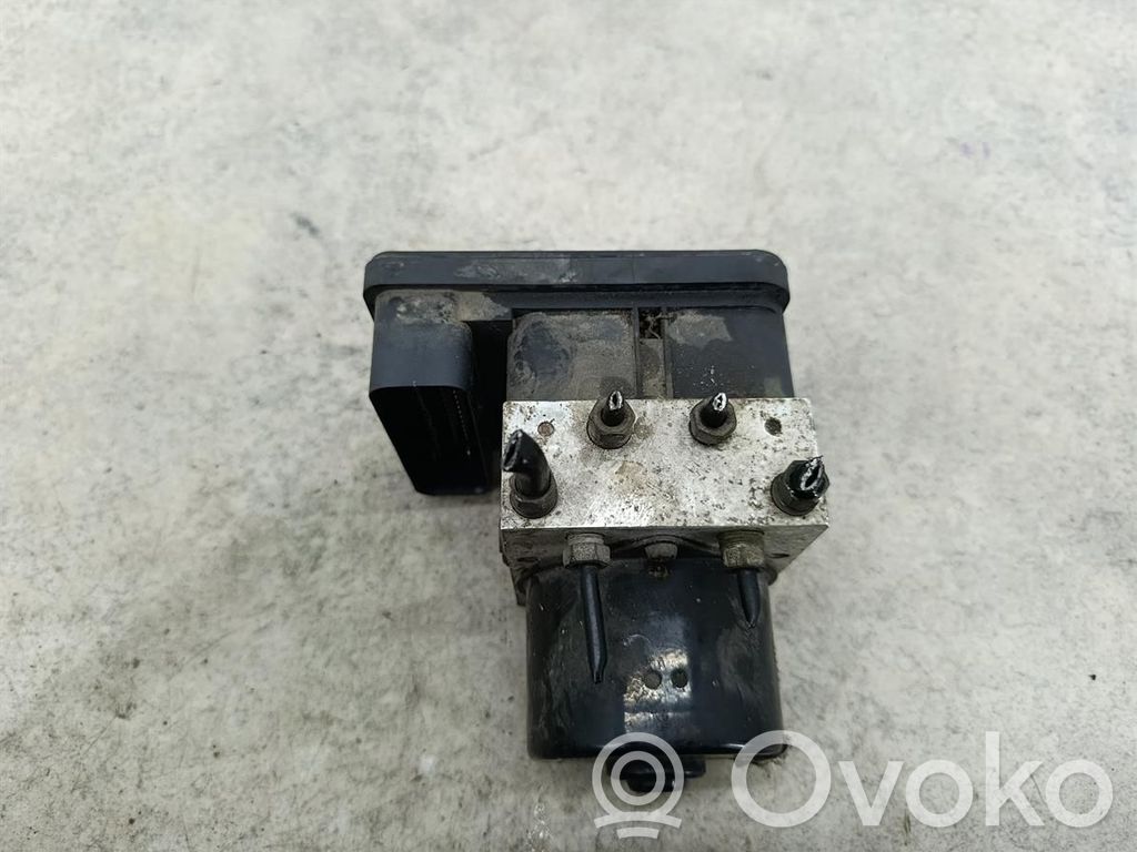 ABS Pump   8M512C405AA