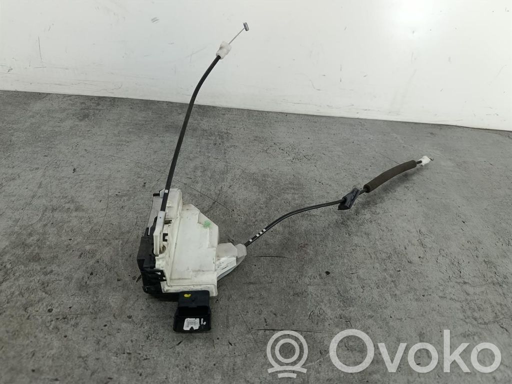 Citroen C3 Priekšpusē slēdzene 