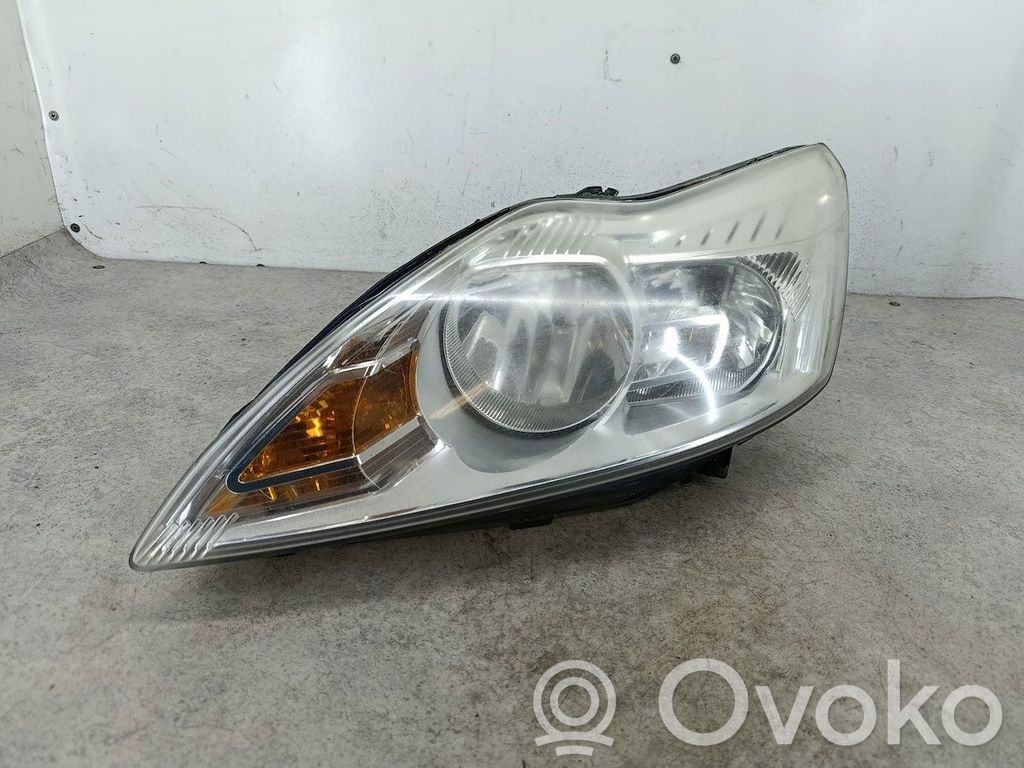 Ford Focus Headlight/headlamp 