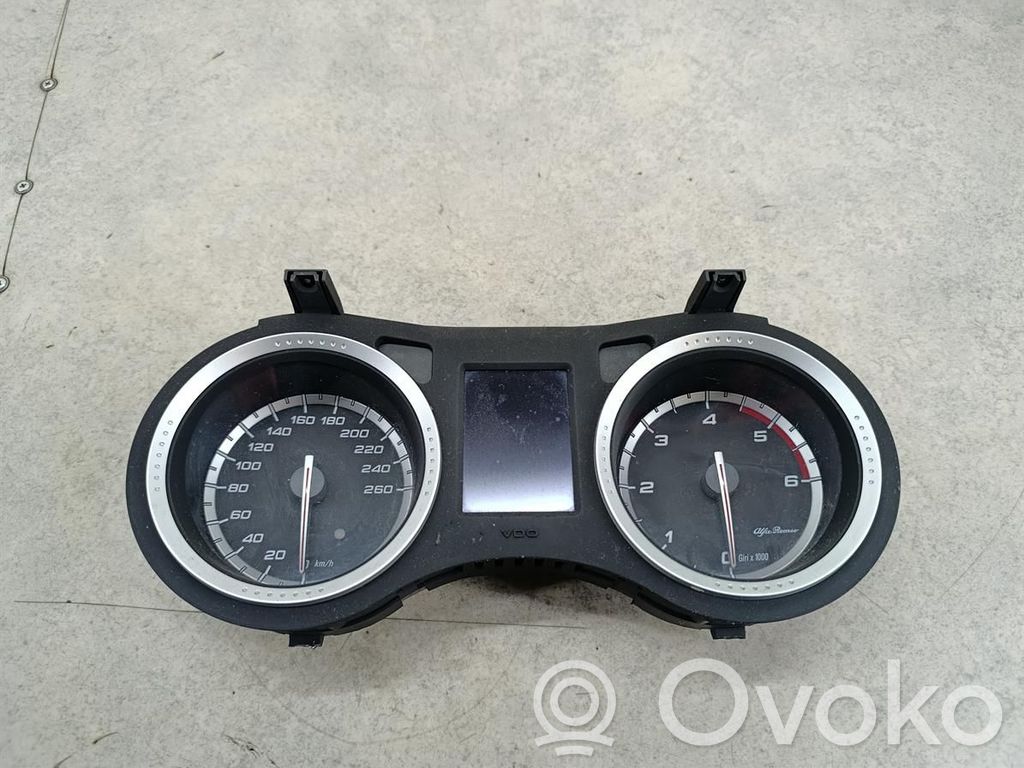 Alfa Romeo 159 Speedometer (instrument cluster) 