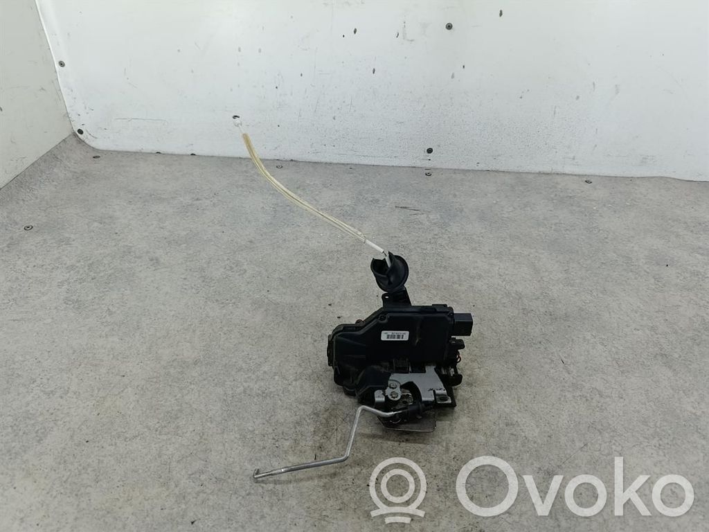 Audi A2 Front door lock 