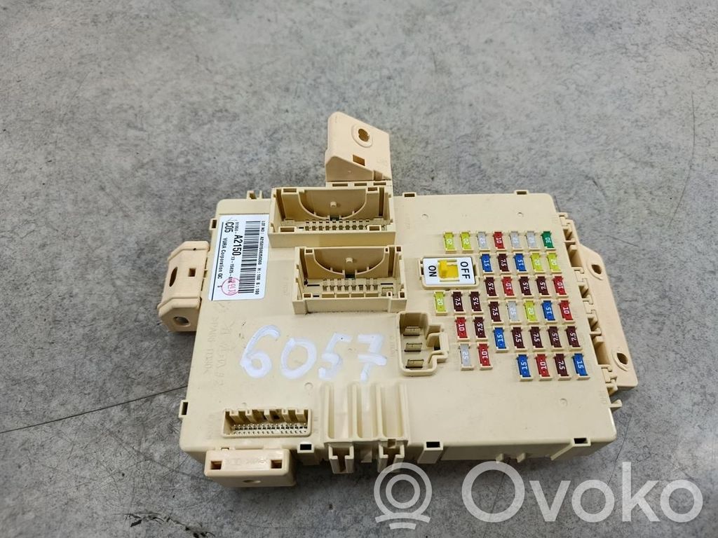 KIA Ceed Fuse box set 
