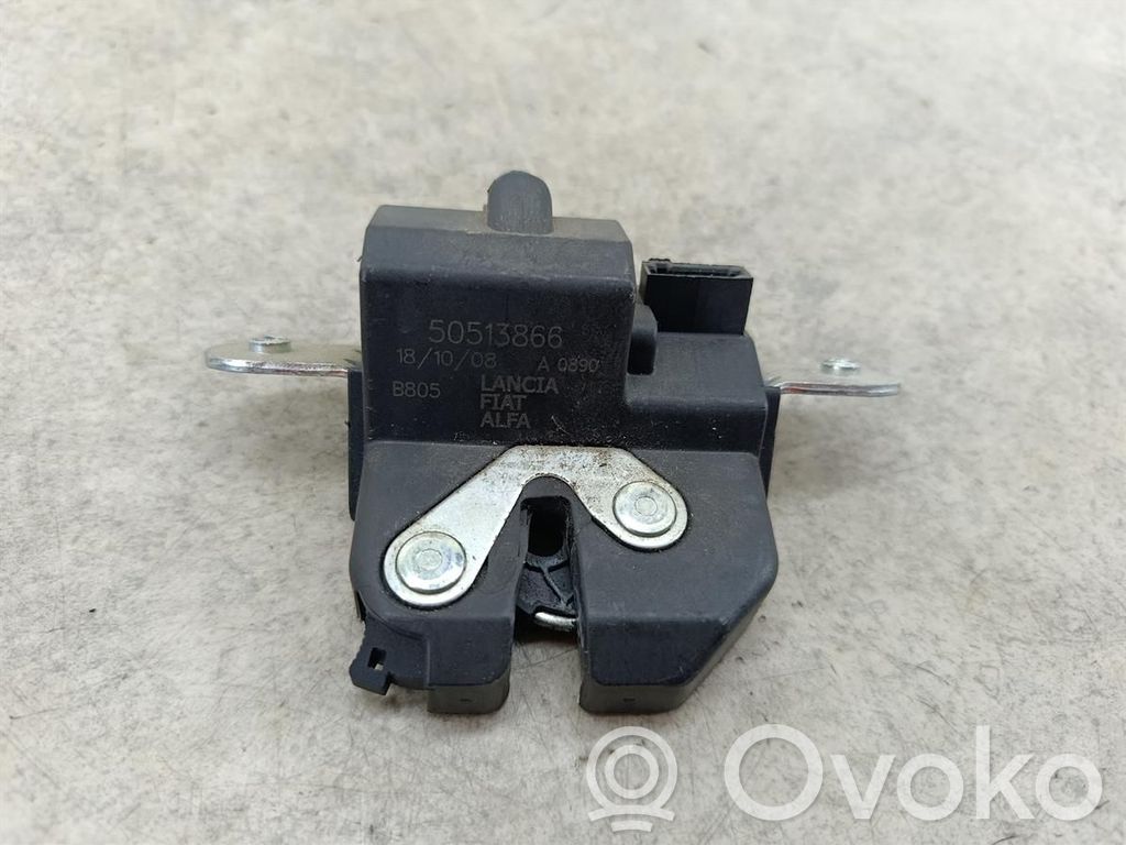 Alfa Romeo Mito Tailgate lock latch 