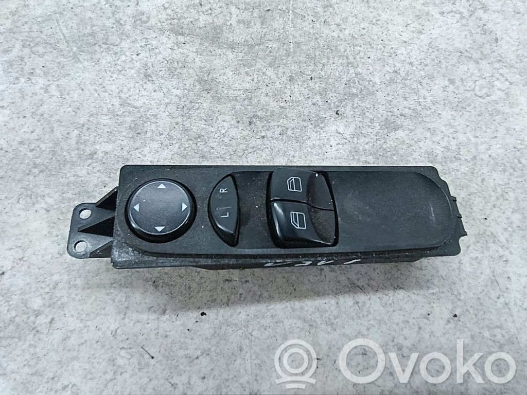 Volkswagen Crafter Quarter vent window switch 
