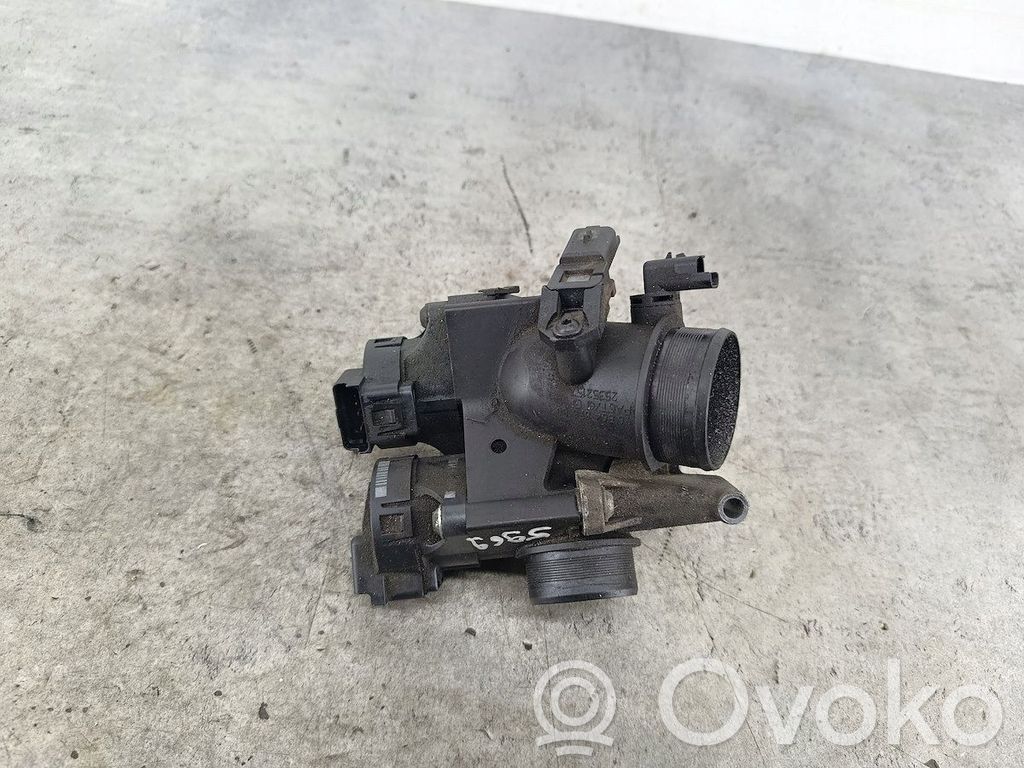 Volvo V50 Throttle body valve 