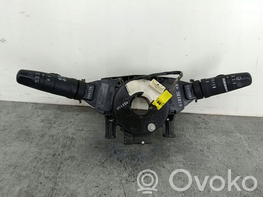 Nissan Note (E11) Commodo, commande essuie-glace/phare 