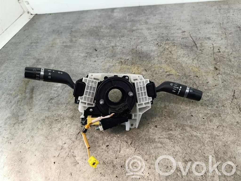 Mazda 3 II Commodo, commande essuie-glace/phare 