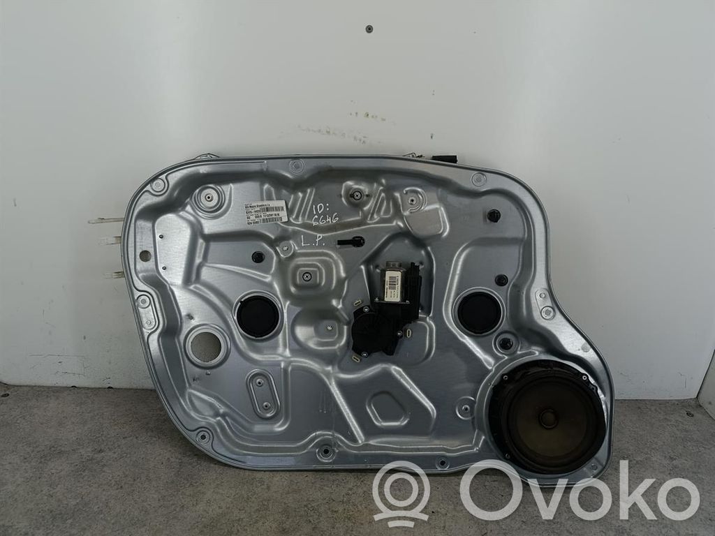 KIA Ceed Front door window regulator with motor 