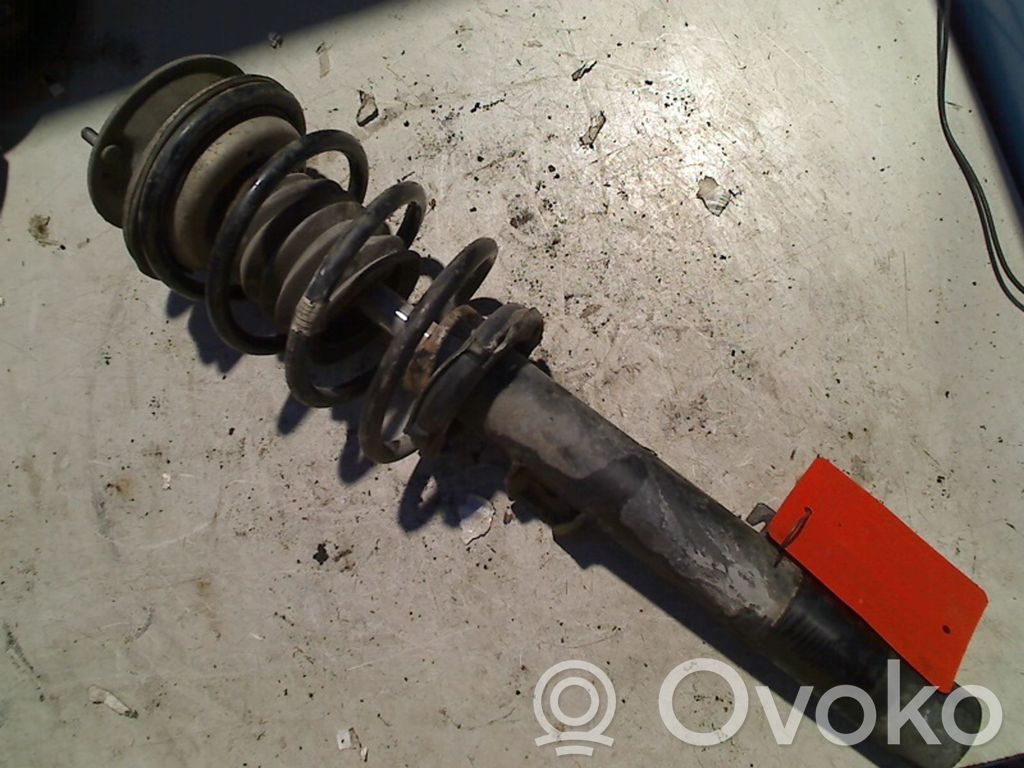 BMW 3 E92 E93 Front shock absorber with coil spring 