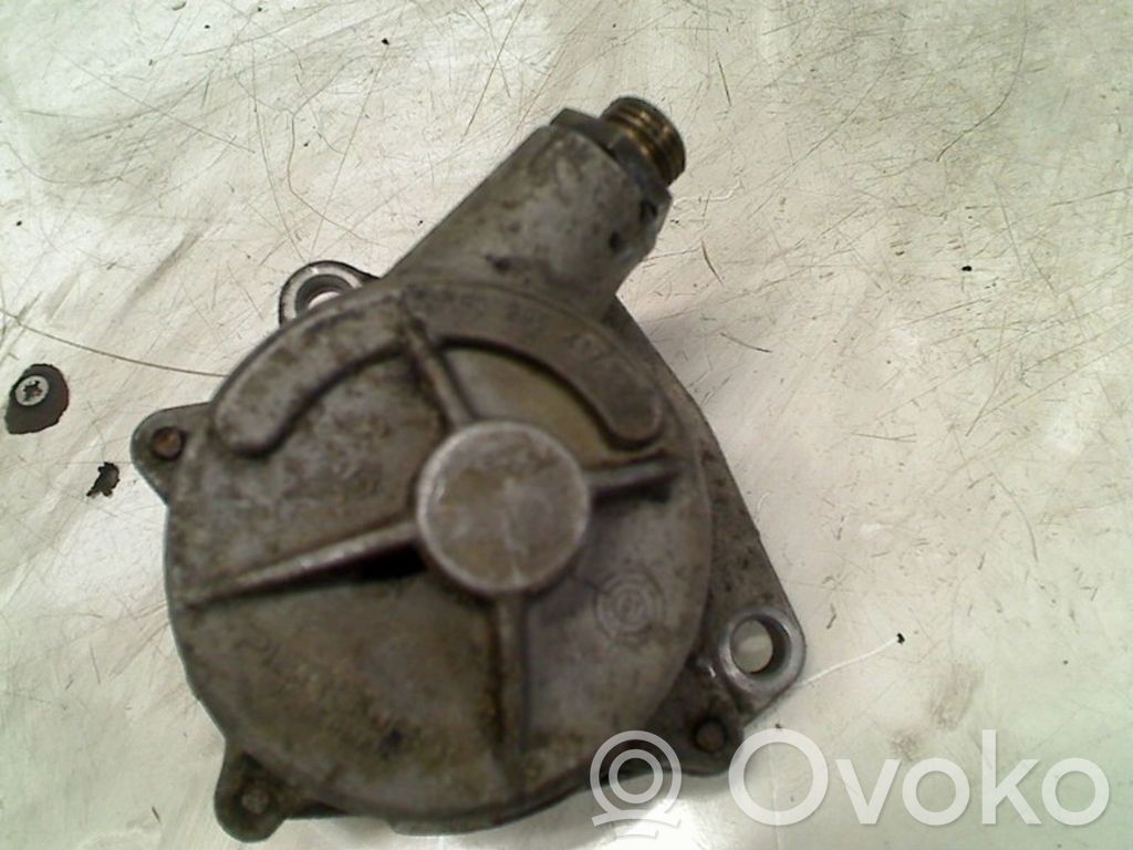 Opel Astra F Pompa podciśnienia / Vacum 
