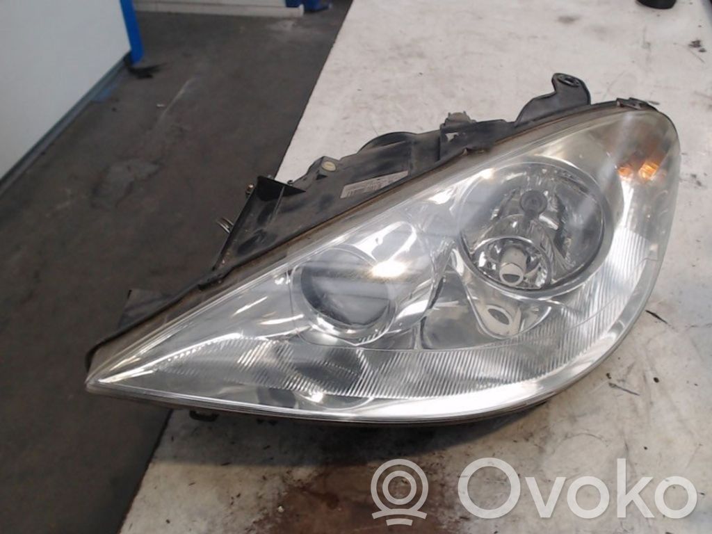 Peugeot 807 Lampa przednia 