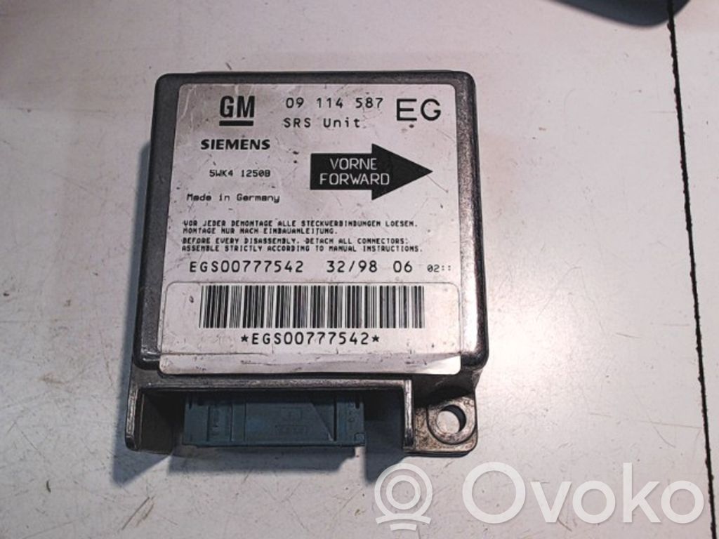 Opel Combo B Airbag control unit/module 