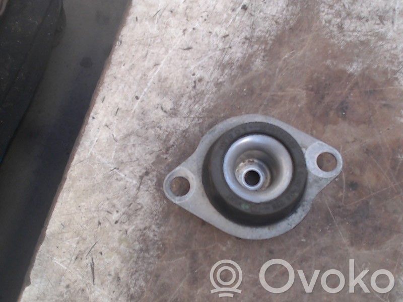 Engine mount bracket   8200410218E,8200410218E