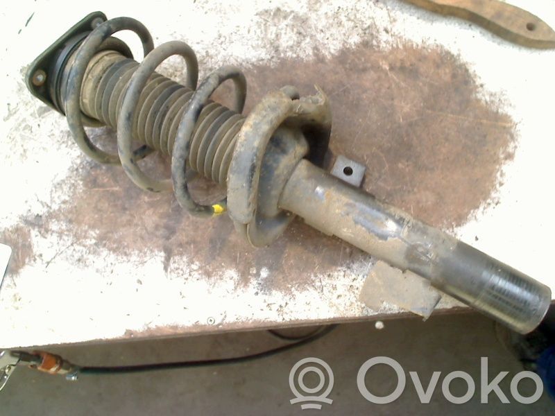 Ford C-MAX I Front shock absorber with coil spring 