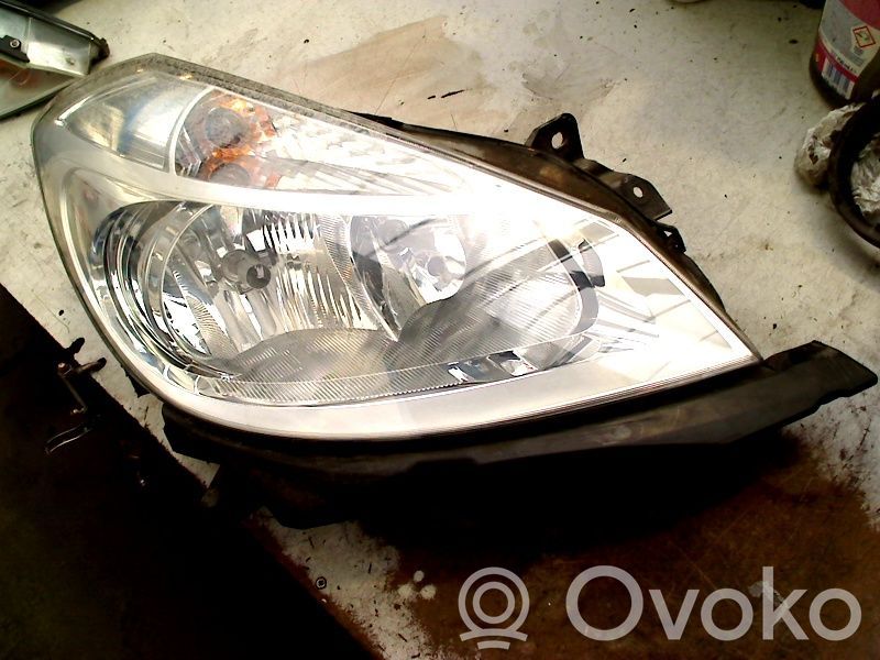 Headlight/headlamp   7701061069,7701061069